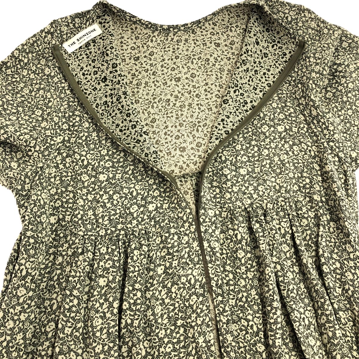 shinzone 切替ギャザーアラベスクオールインワン