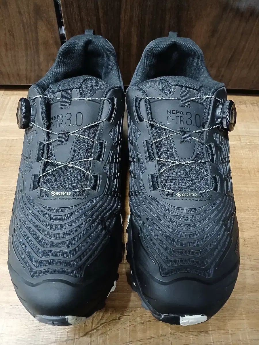 NEPA ネパ C ー TR3 BOA GORE-TEX ゴアテックス 登山靴 黒 275mm