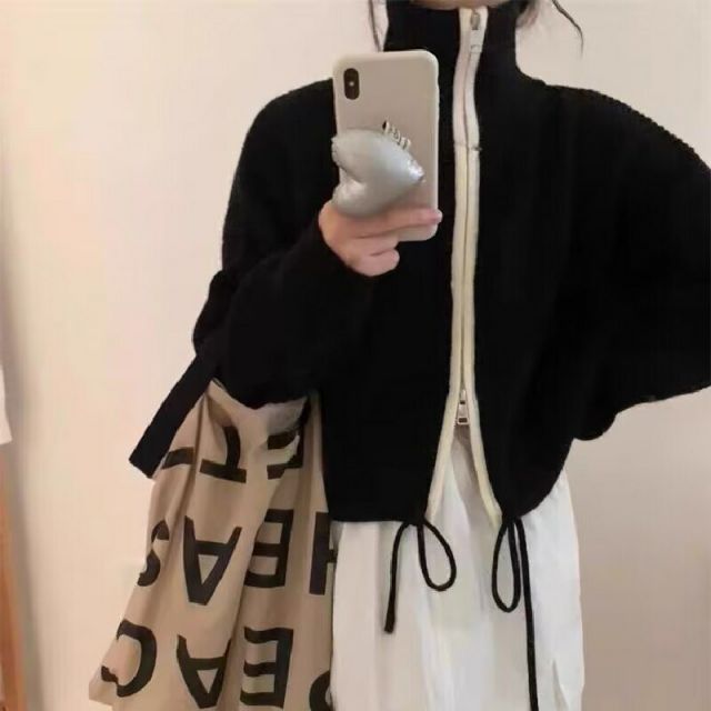 ニットトップス　カーディガン　リボン (T)