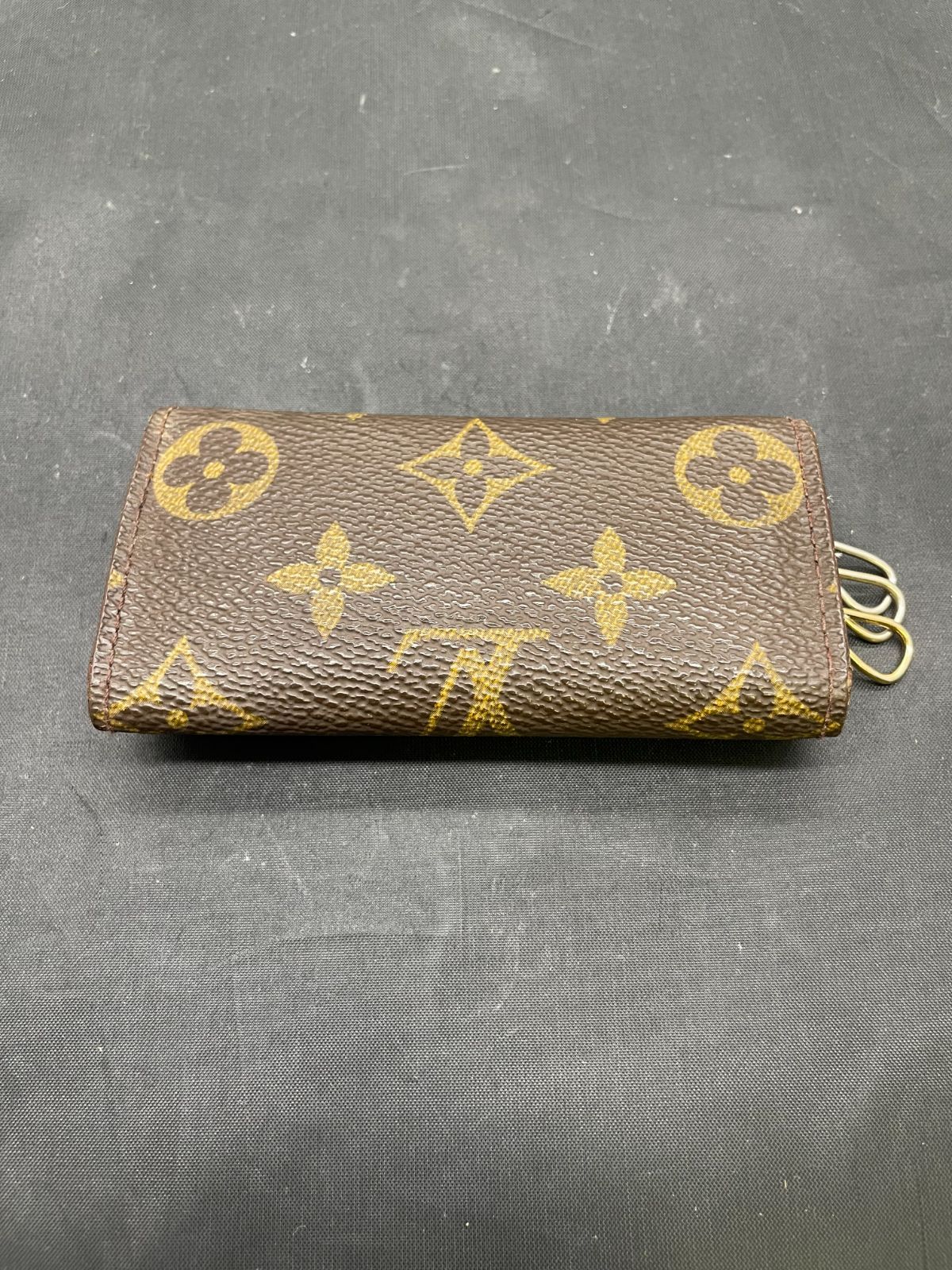 ルイヴィトン モノグラム ミュルティクレ4 B25073434