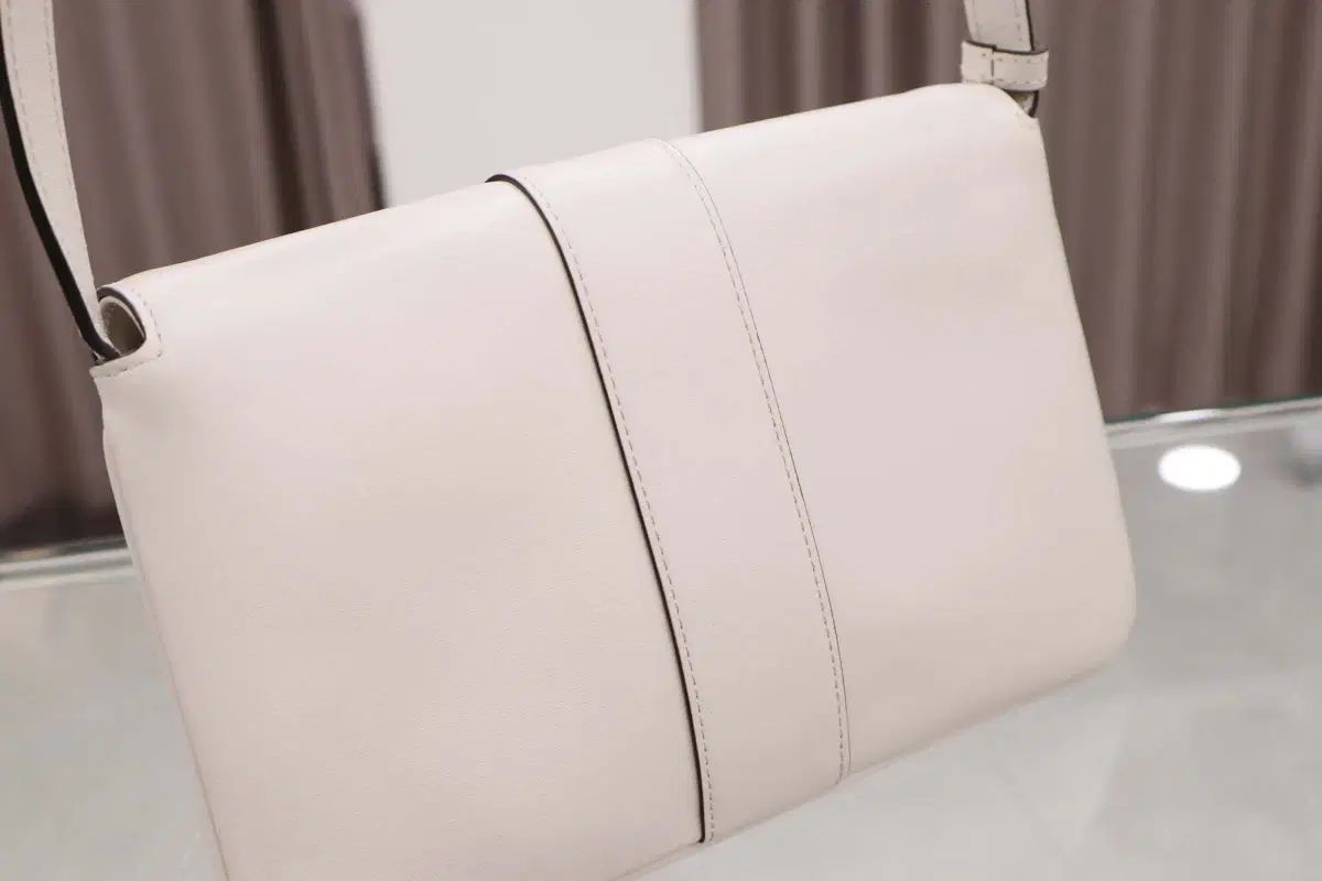 ★送料関税込★GUCCI アリー スモール ショルダーバッグ GUCCI(グッチ) 未使用支払 アリー スモール ショルダー クロス