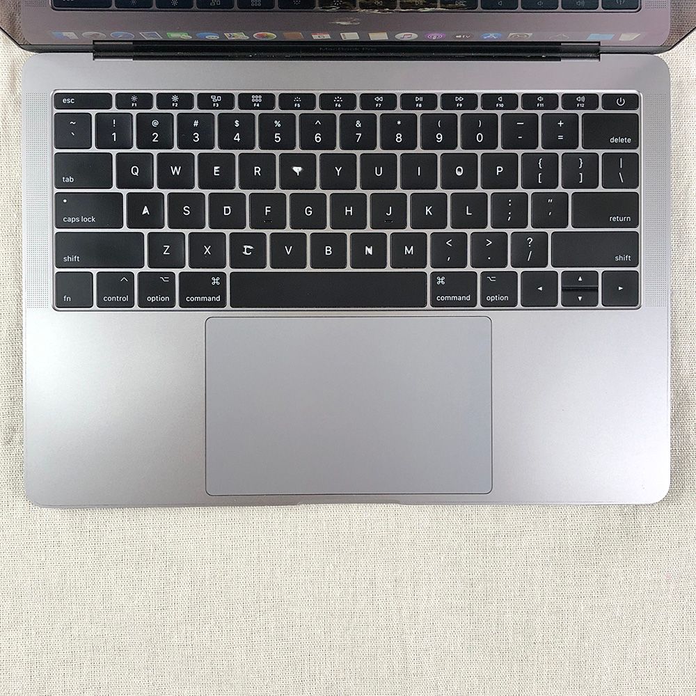 ◇ジャンク品・本体のみ◇Apple MacBook Pro (13-inch, 2017, Thunderbolt 3ポートx 2)  【i7・16GB・512GB】☆動作不安定 他 A1708 EMC3164/LT-JUNK-240742（79880） - メルカリ