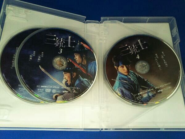 コンパクトセレクション 三銃士 DVD-BOX mxn26g8 DVD コンパクトセレクション 三銃士 DVD-BOX - メルカリ