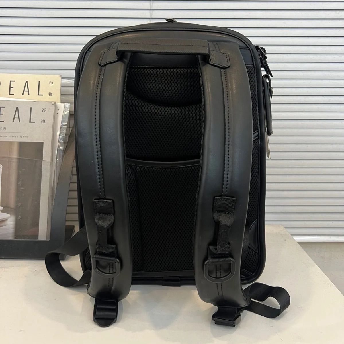 未使用TUMI ALPHA 9603581 スリム・バックパック ブラック本革 - メルカリ 