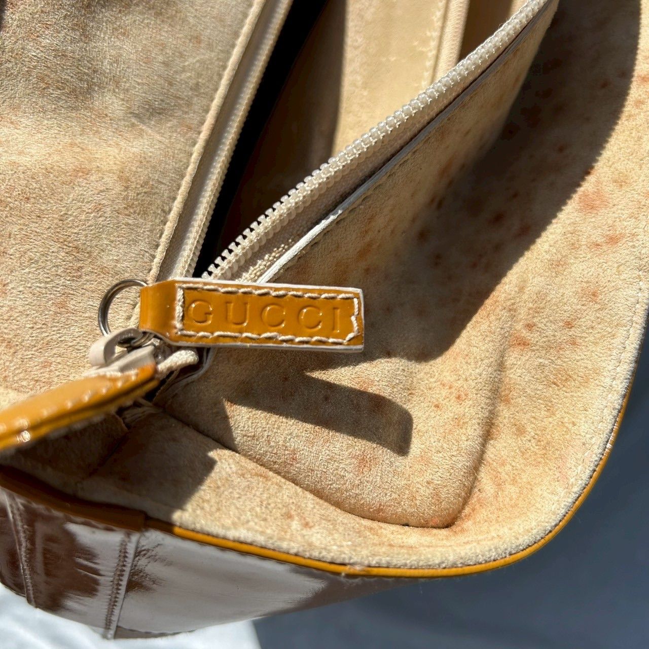 GUCCI グッチ トートバッグ 肩掛け エナメル スエード オレンジ 