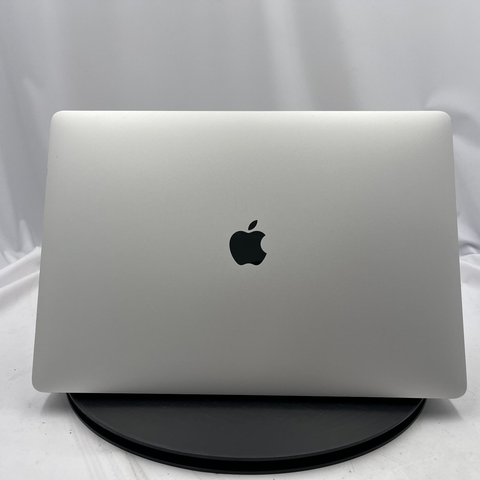 ☆起動×☆Apple MacBook Pro 15-inch, 2018 シルバー [15.4インチ