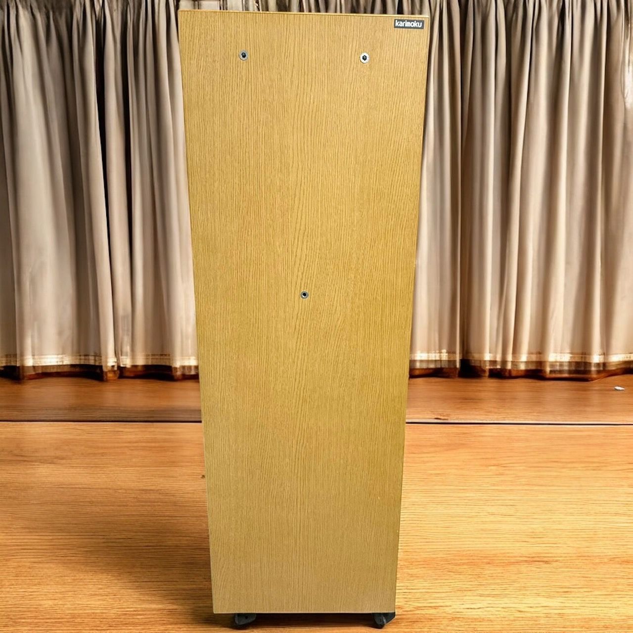 幅60×奥行34.8×高さ107.1cm カリモク家具