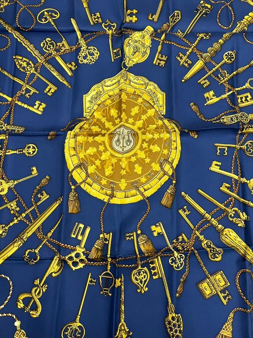 LES