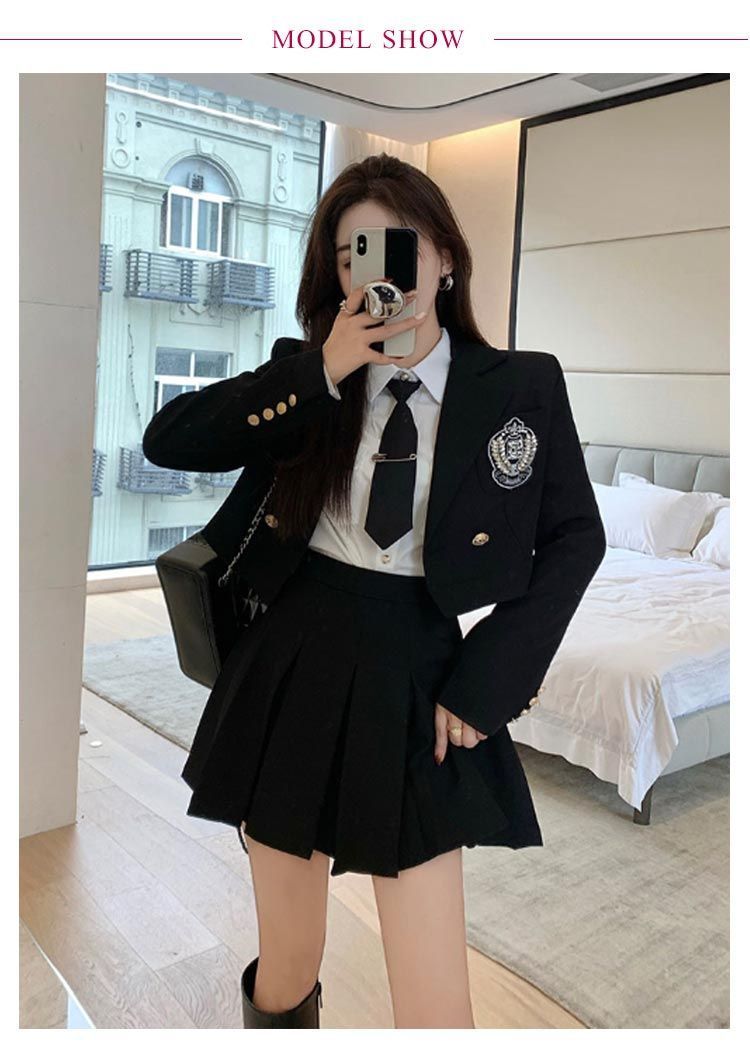 女の子 卒服