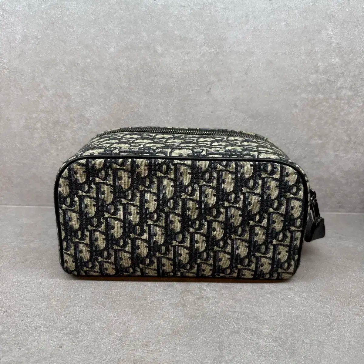 Dior(ディオール) オブリーク トイレタリー ポーチ 新古品  