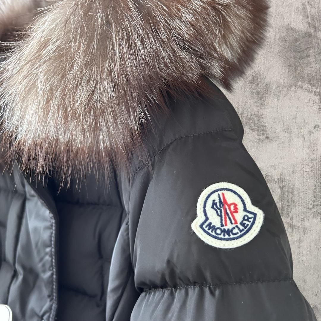 定価40万円！！☆新品未使用タグ付き☆ MONCLER KHLOE ダウン