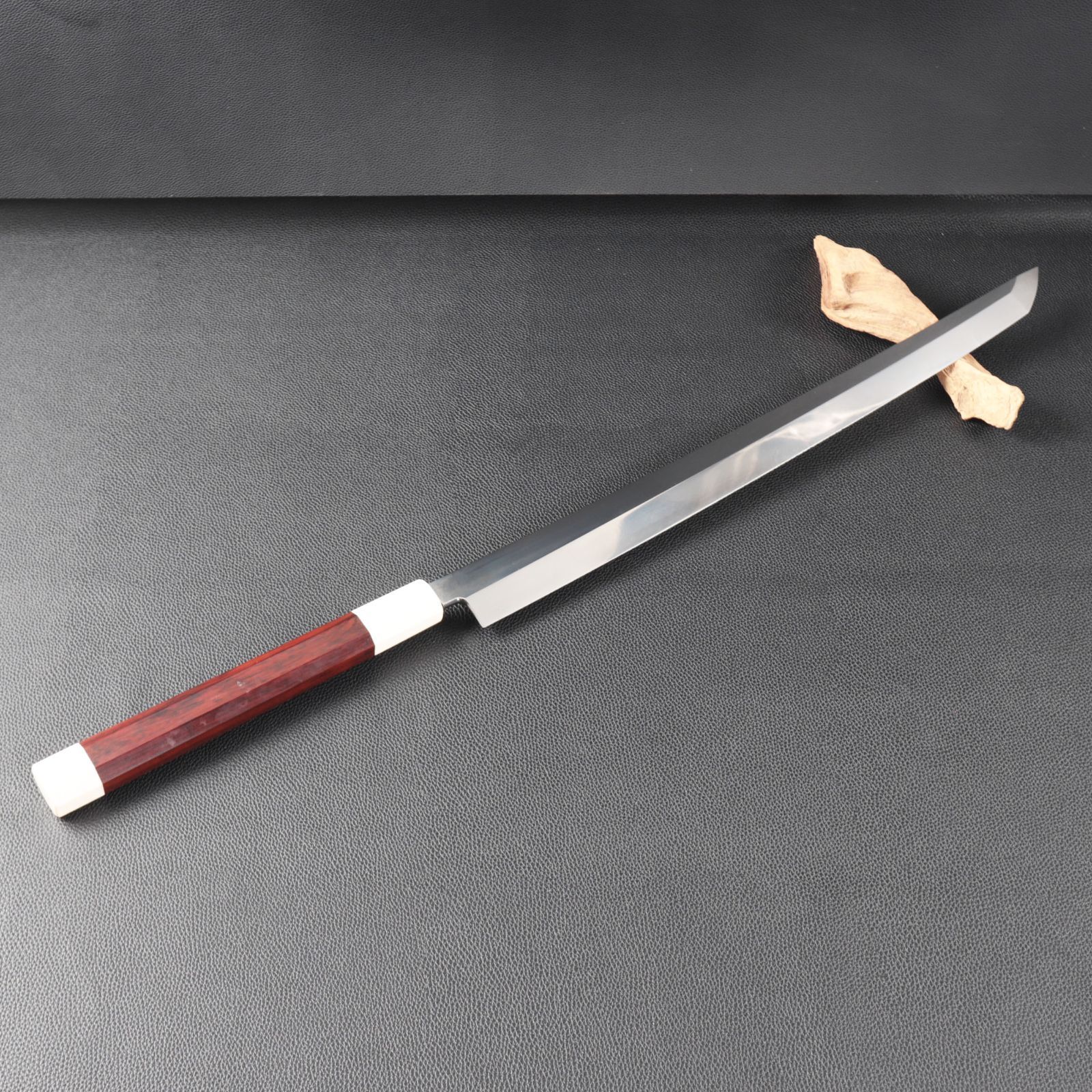 マグロ包丁 刃渡600mm 本刃付け 通常鏡面仕上げ スネークウッド人工