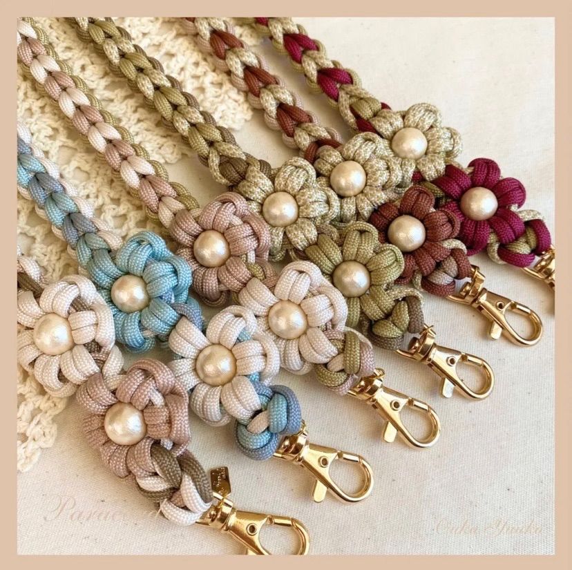 ナノハナ】パラコード スマホショルダー ストラップ ハンドメイド お花