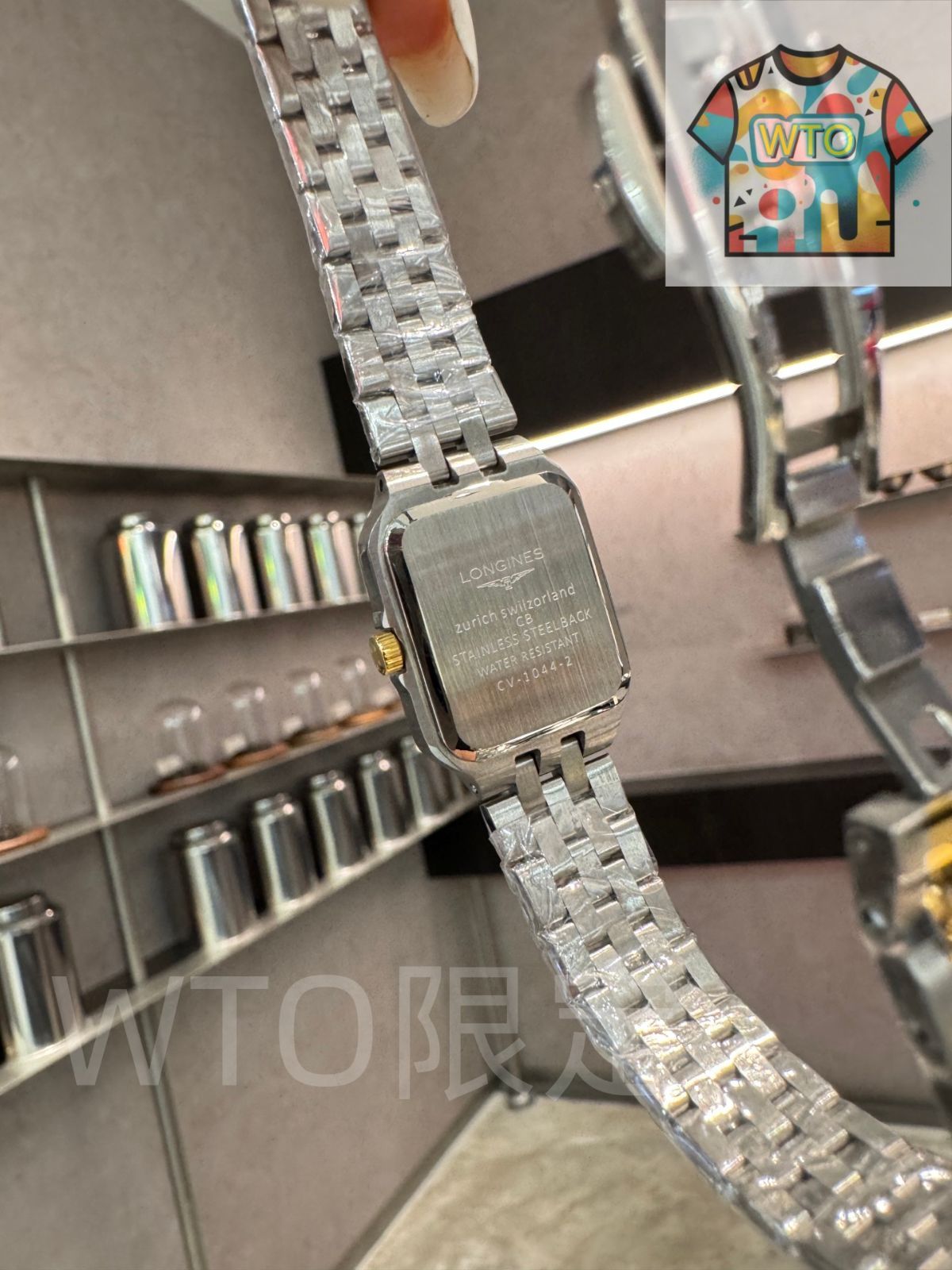 今日WTO】LONGINES ロンジン ヴィンテージ 優雅 方形ゴールド