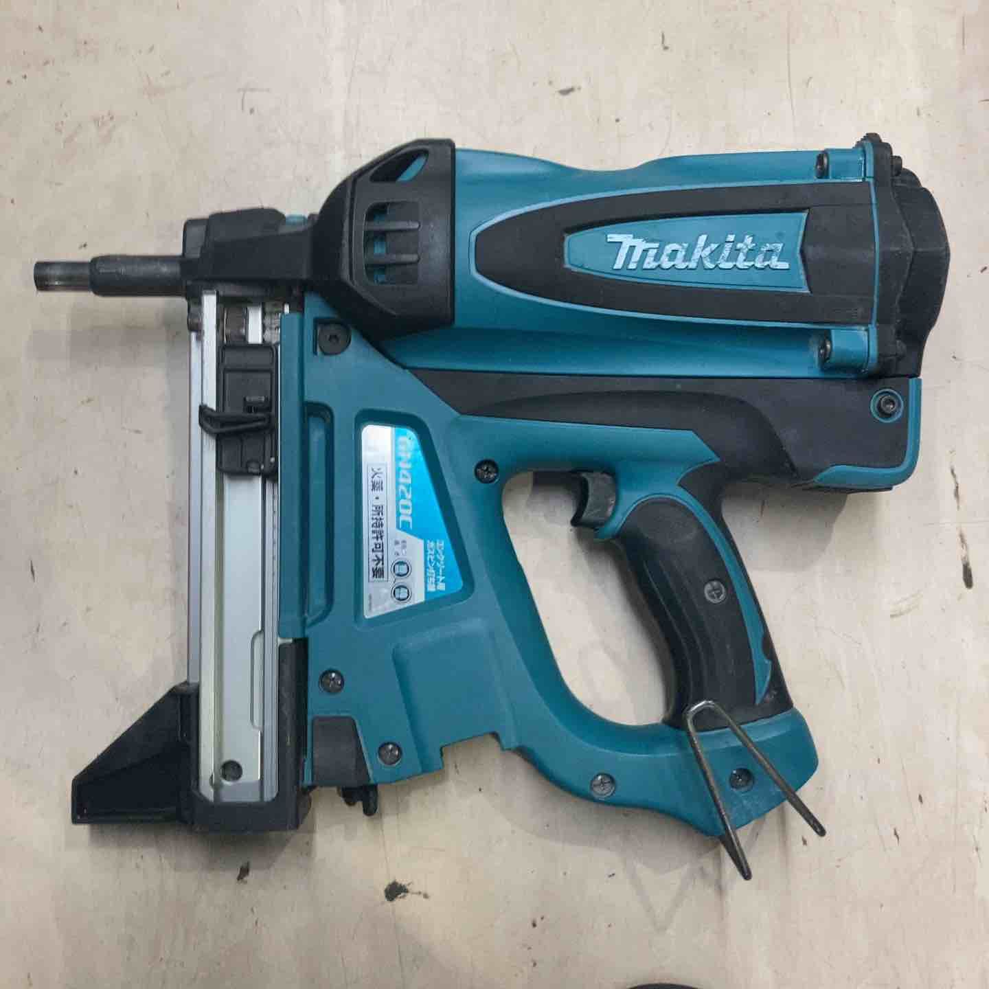 コードレスコンクリート用ガスピン打ち機