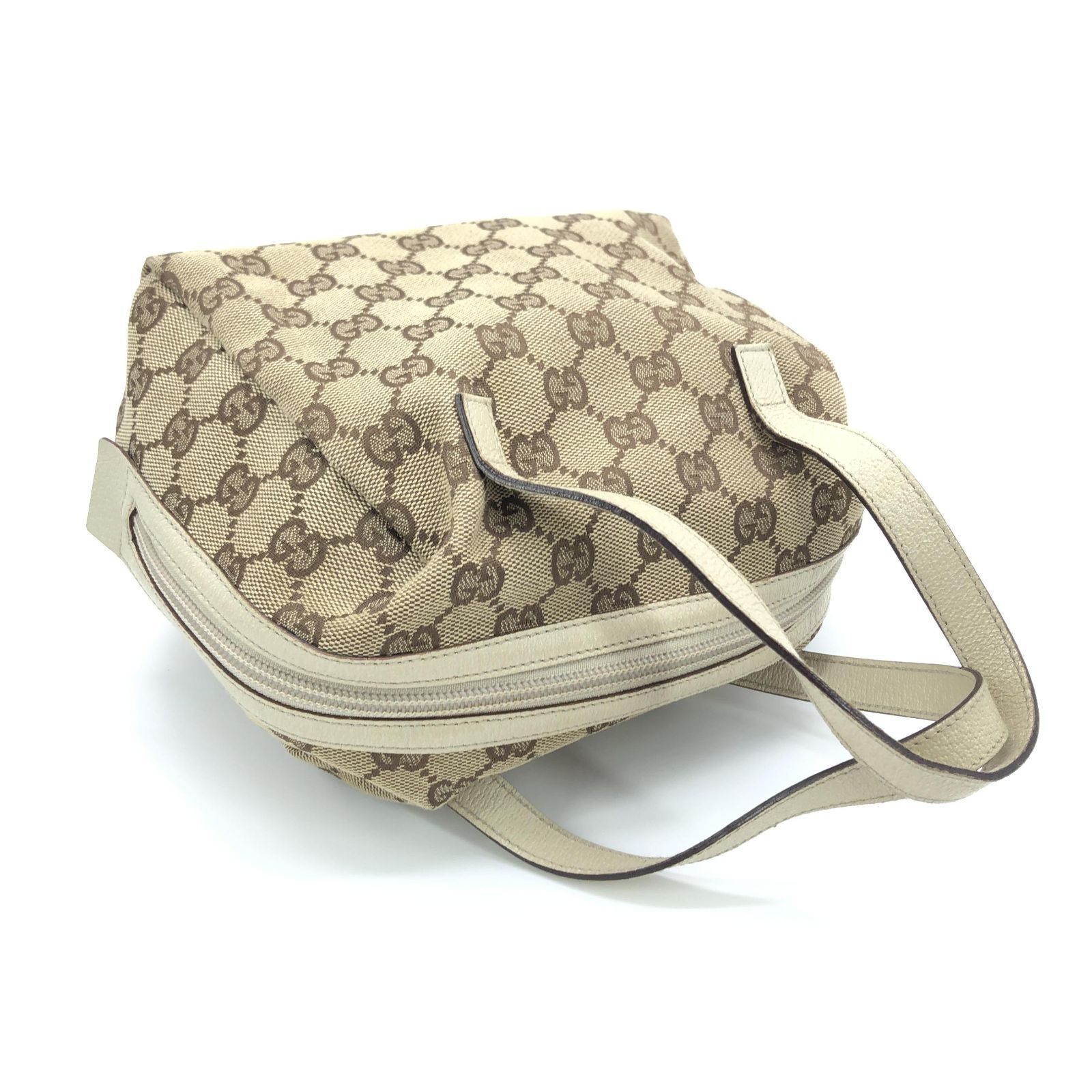 GUCCI GGキャンバス