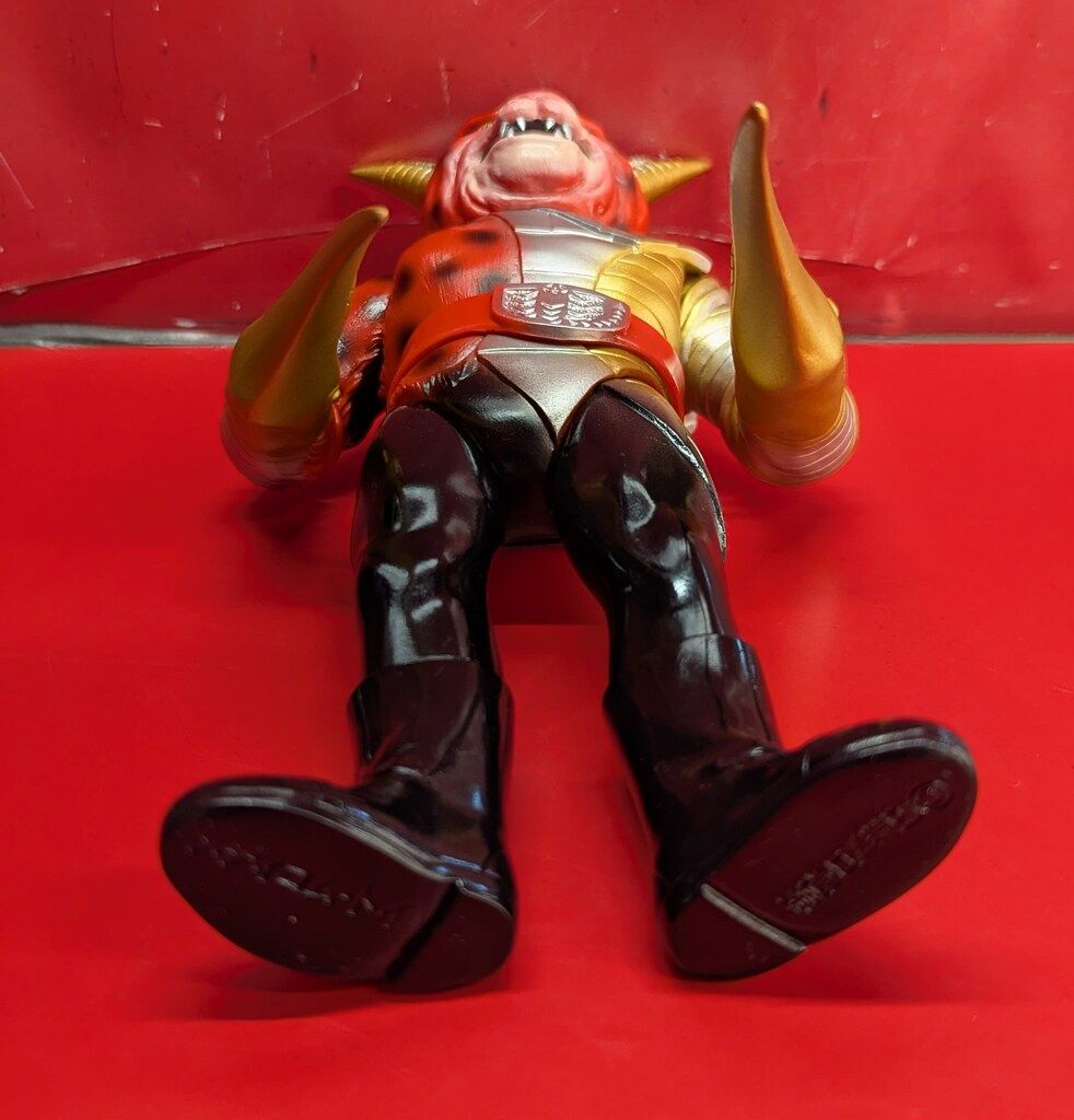 メディコム・トイ 東映レトロソフビコレクション 仮面ライダーV3