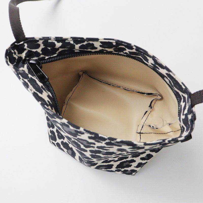 極美品 エルベシャプリエ Herve Chapelier 1927F ナイロン舟型  