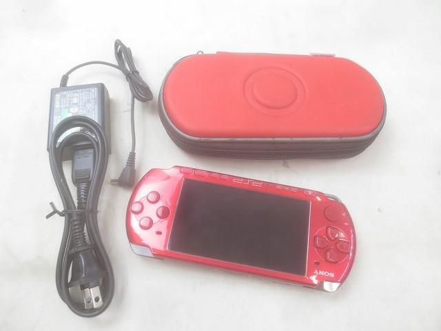 PSP PSP3000 ラディアント レッド　充電器、ポーチ付き！ PSP PSP3000 ラディアント レッド 充電器、ポーチ付き！ 品