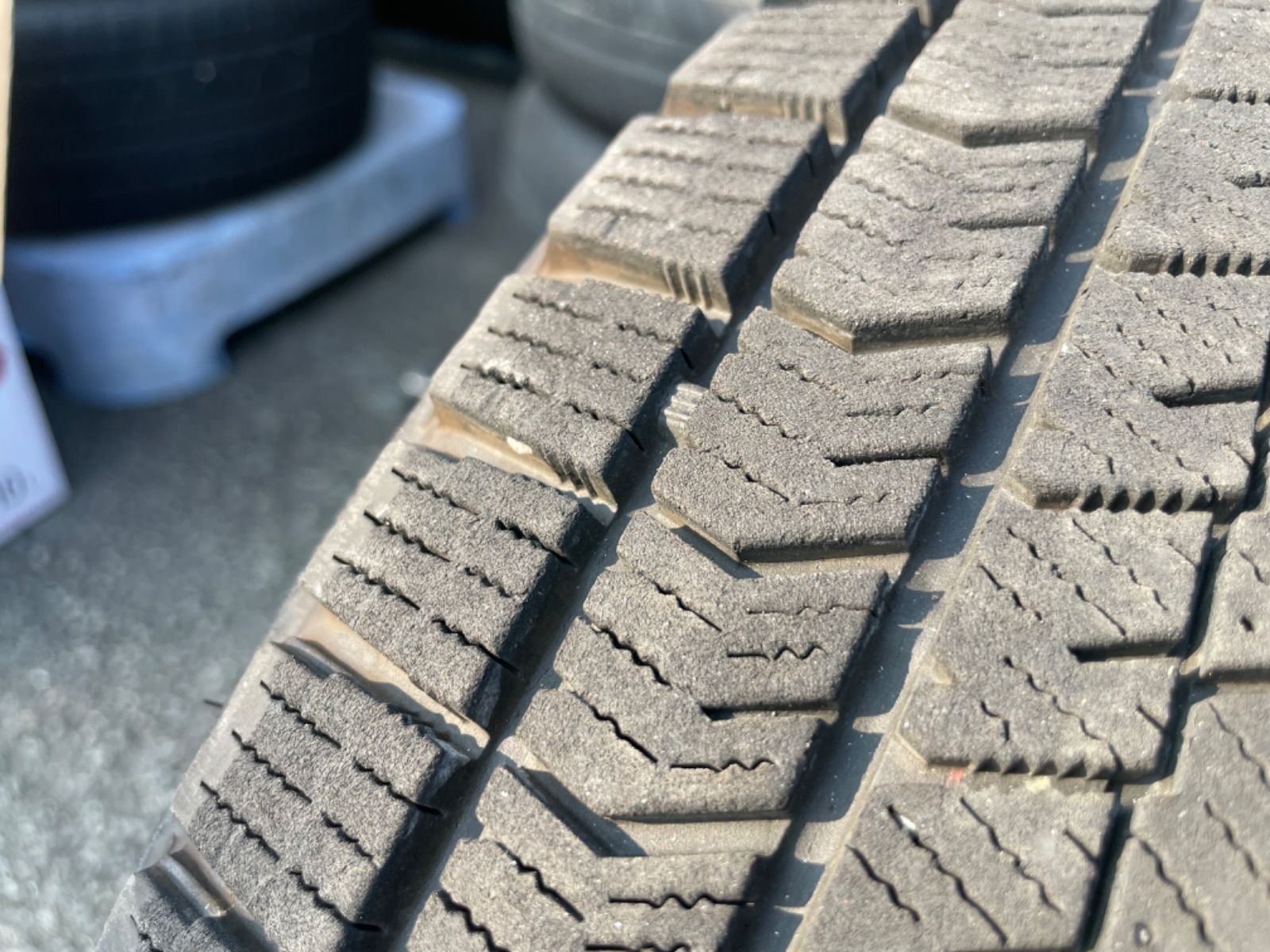 F0127）中古スタッドレスタイヤ4本セット！155/65R14 ブリヂストン 