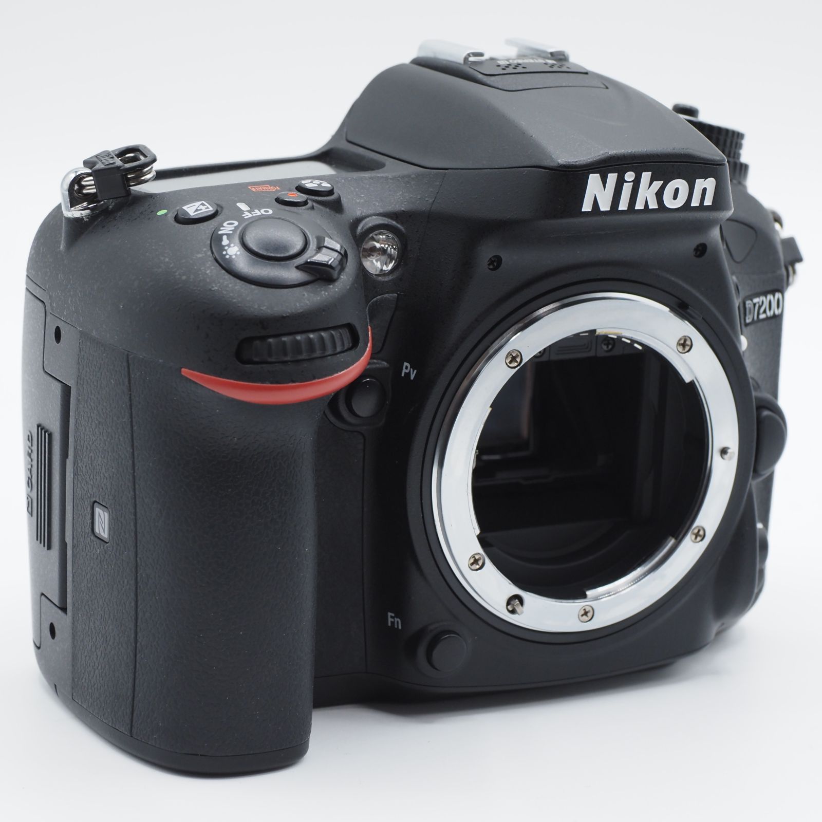 ☆ショット数12,718回・新品級☆ Nikon デジタル一眼レフカメラ D7200 