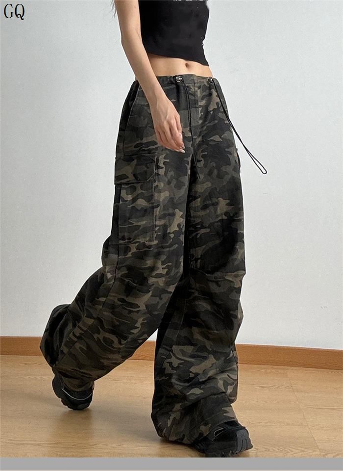 美品！バートン/スノーボードウエア　カモフラ　迷彩　カーゴ　パンツ デニム カーゴパンツ レディース 迷彩柄 カモフラージュ ワイド