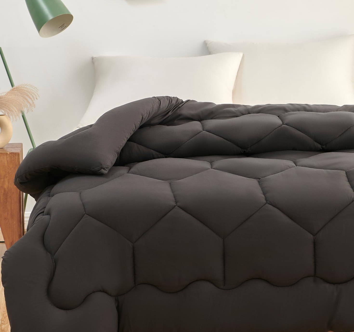 シングル_ランプブラック Matdeco 掛け布団 シングル 合い掛け布団 春秋向き 洗える かけ布団 シングル 【更に暖かい31マス立体キルト】 SEK抗菌防臭認証 防ダニ Ag+銀イオン抗菌素材 ふんわり 