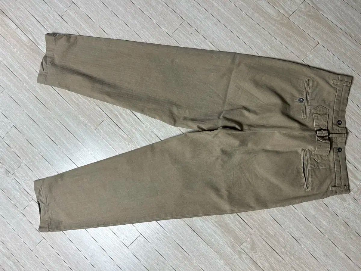  スペルバウンド Spell bound チノ ベージュ チノパン パンツ