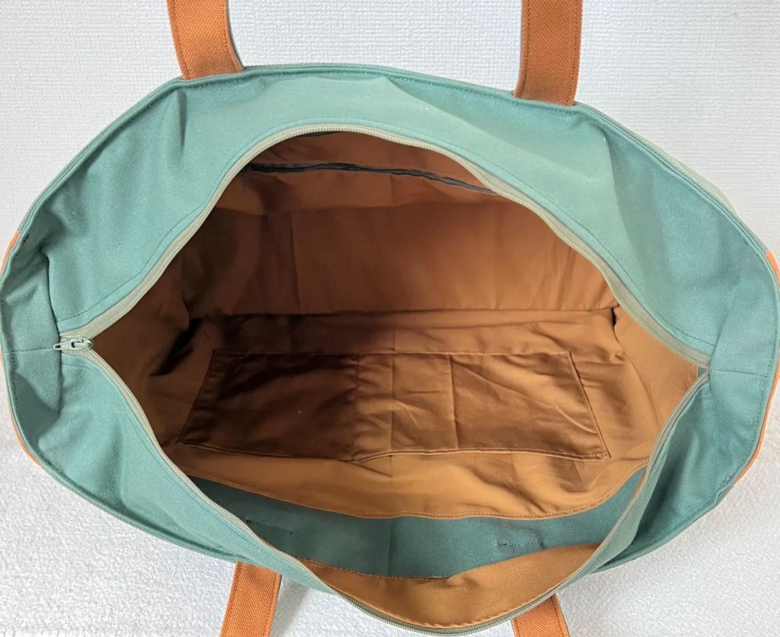 カーキ系 A3サイズ収納