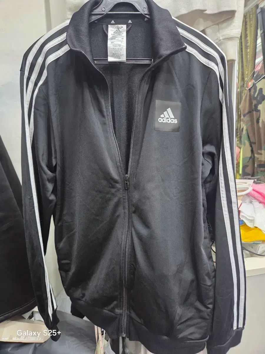adidas(アディダス) 3本線 トラック ジャケット 黒