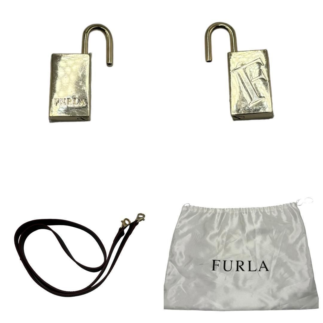 FURLA フルラ　ハンドバッグ　ブラック　レザー　A715