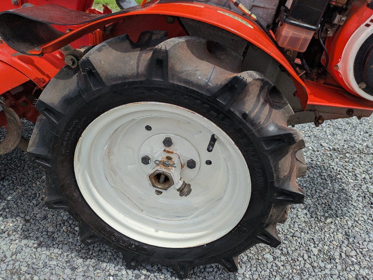 鹿児島発クボタ セル始動 6.2馬力ディーゼル耕うん機 タイヤ新品