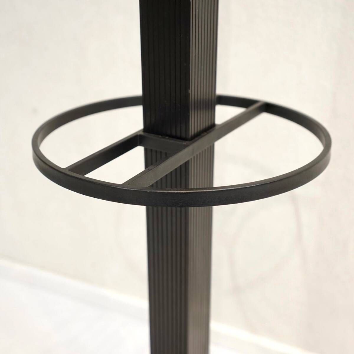 イタリア製 カルテル セグメンティ コートハンガー クローズ