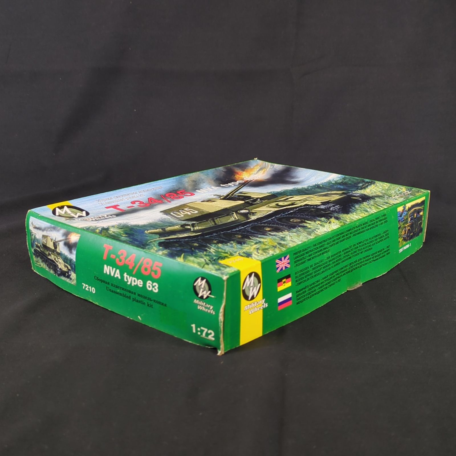 輸入キット 品 Military Wheels 7210 1 72 T-34 85 NVA type 63