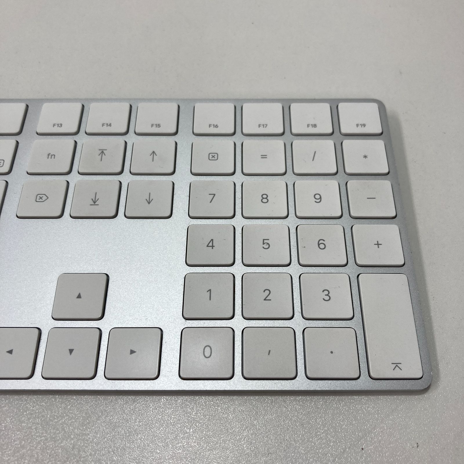 送料無料動作確認済 動作確認済 Apple Magic Keyboard（JIS） Bluetooth接続 アップル マジック