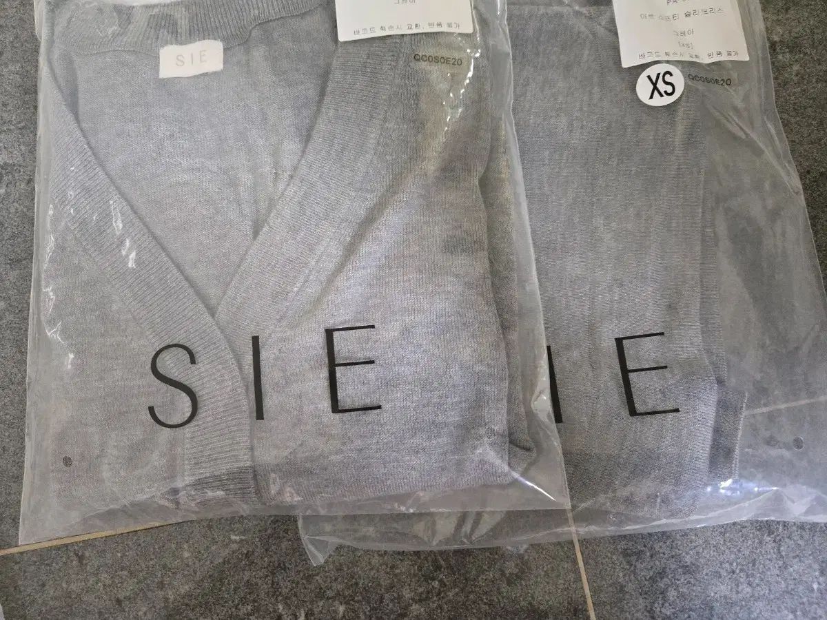 尊重 SIE シエ sie ソフトティー ルーズ カーディガン ＋ a re ノースリーブ xs