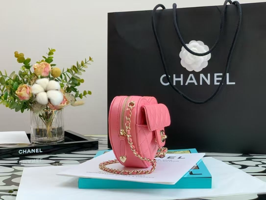 CHANEL シャネル ハートシェイプバッグ ピンク - メルカリ