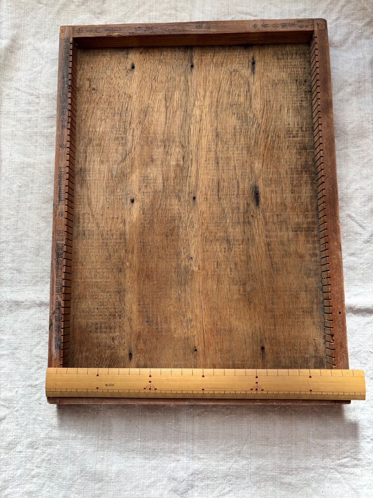 m4【木のケース入り　大量】活版印刷所で使われていた木版/ロゴ【古道具】 古道具＊活版印刷の木箱(仕切りはありません) - メルカリ