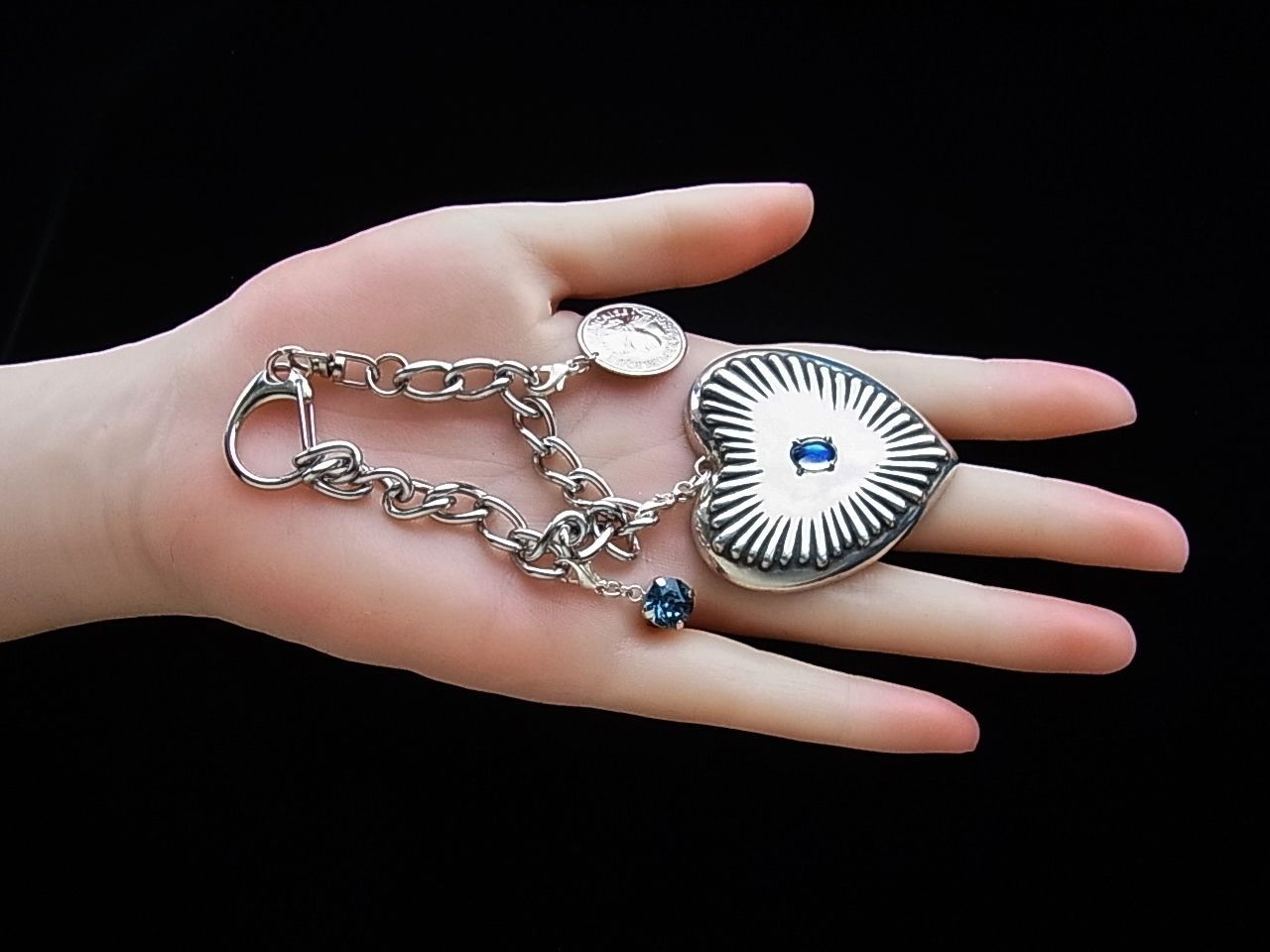 ムーンストーンハートバッグチャーム（オーバルムーンストーン