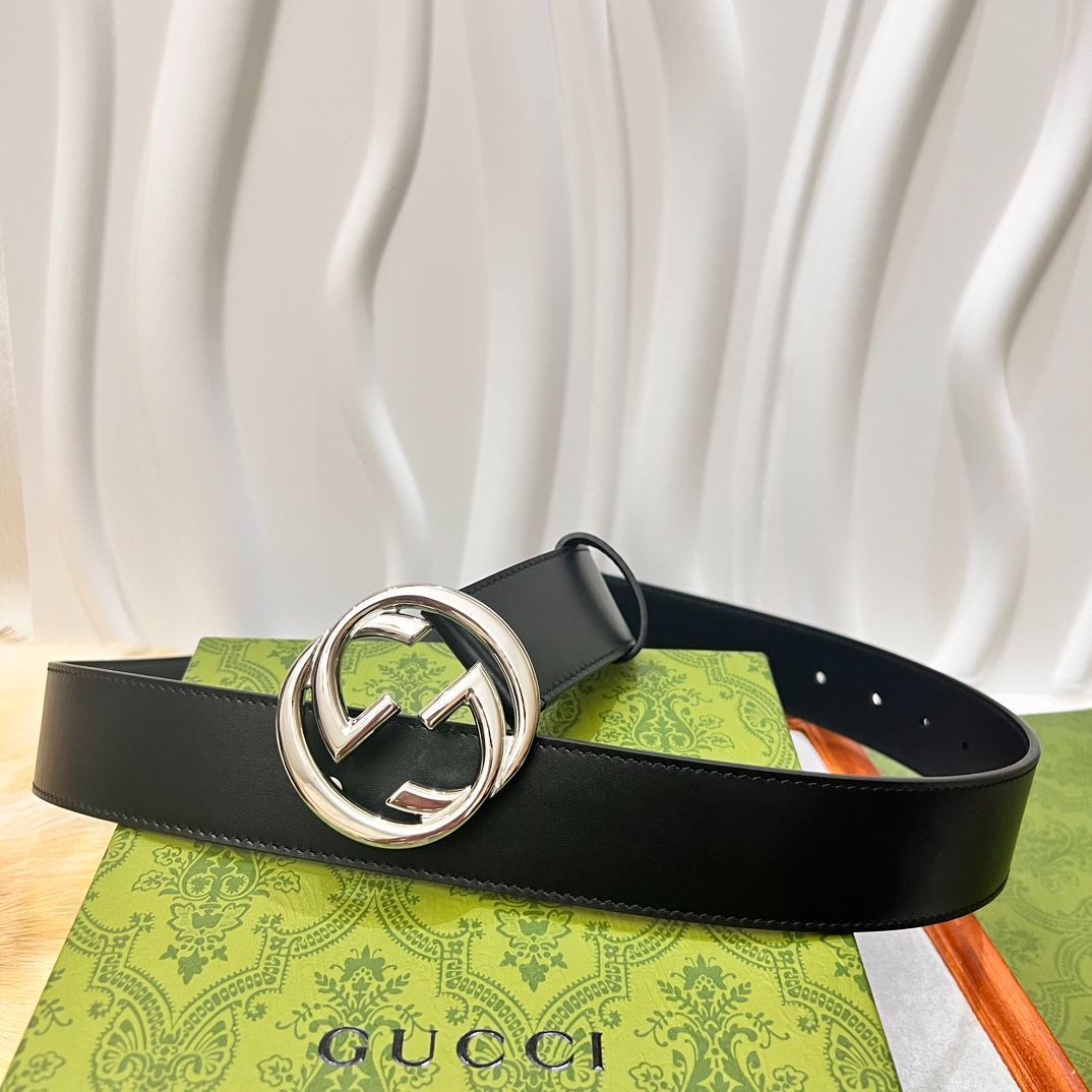 即購入値下げコメントお願いします❁ GUCCI グッチ ベルト 今日特価】GUCCI グッチ レザーベルト - メルカリ
