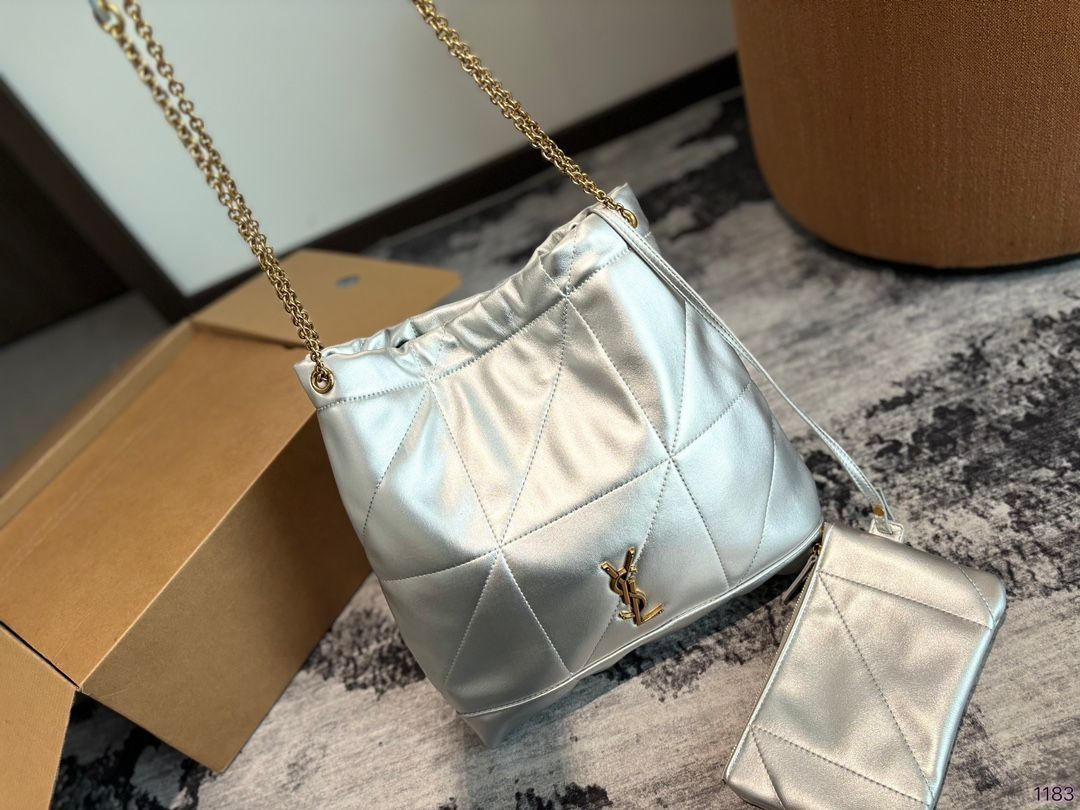 今日 YSL 送料無料 レザー製の ゴミ袋バッグ 在庫 セール価格