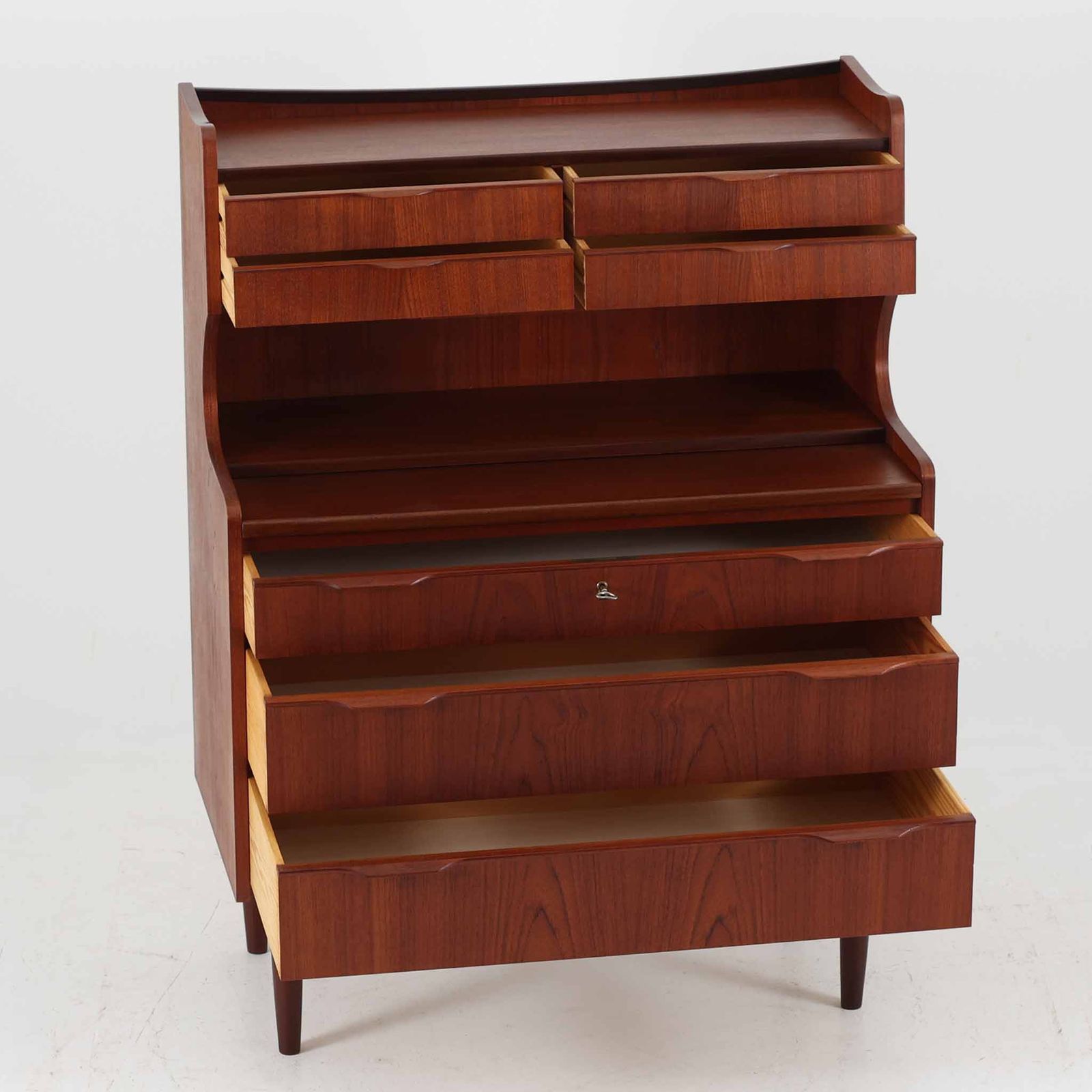 北欧ビンテージ家具 収納家具