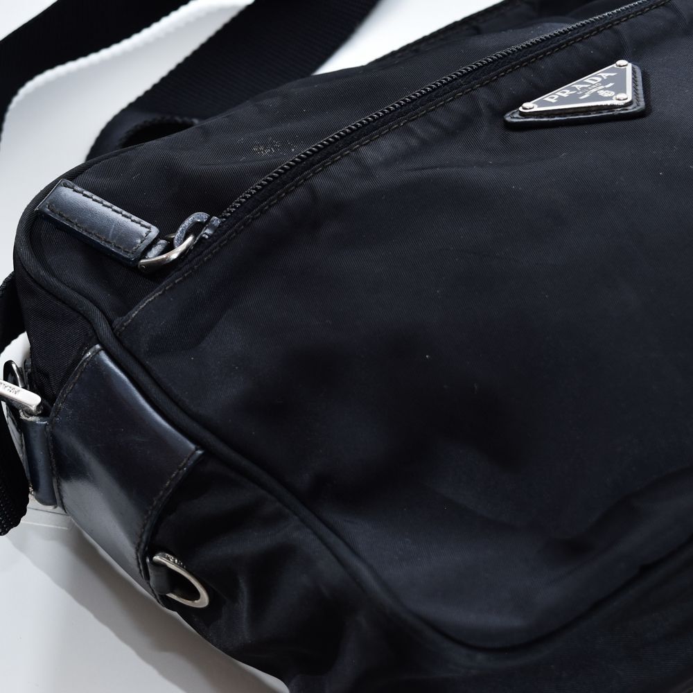プラダ　ショルダーバッグ 中古USED PRADA ショルダーバッグ ナイロン ロゴ ブラック 33995
