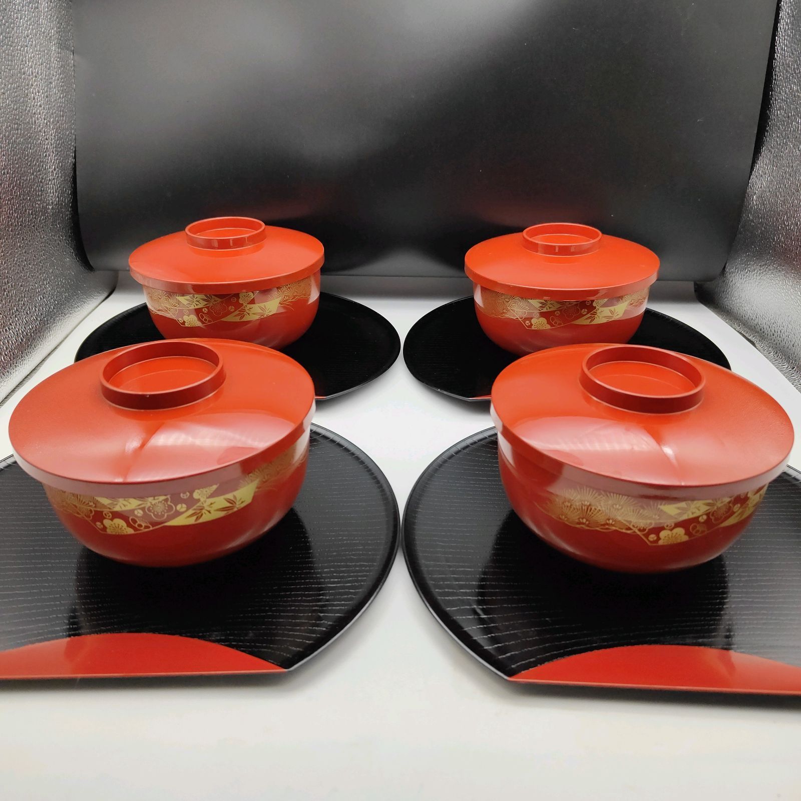 山中漆器 蓋付き どっしり椀 半月盆 4客セット 松竹梅 お祝い膳