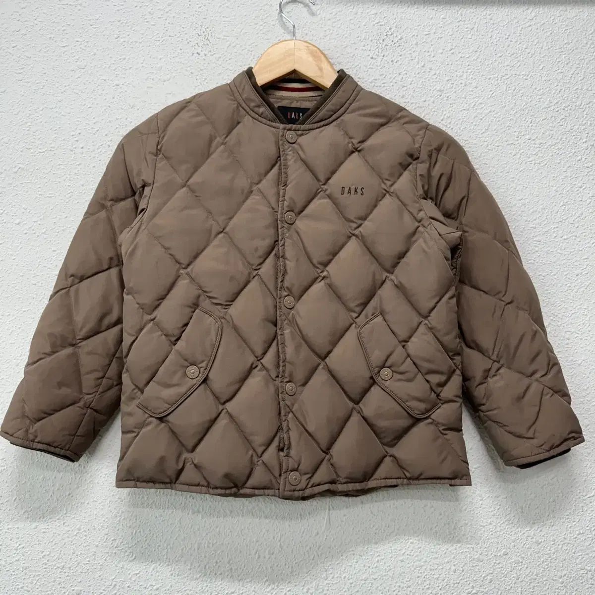 【雷市場（ポンジャン）商品韓国直送】 130 ( 9Y ) 新作 DAKS(ダックス) キッズ トゥイーン ダイヤモンド 軽量 キルティング ダウン N4488