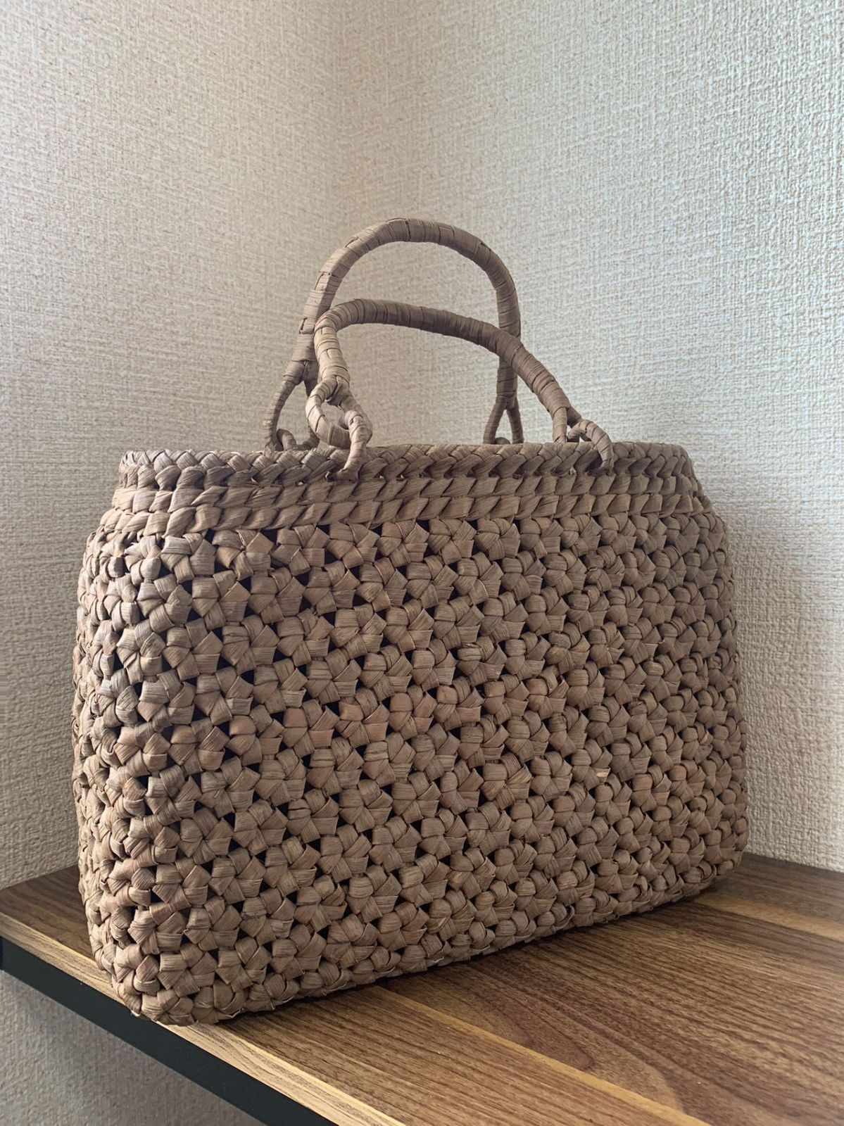 ヘレンカミンスキー ショルダーバック 巾着 レザー DEEDEE 大き目