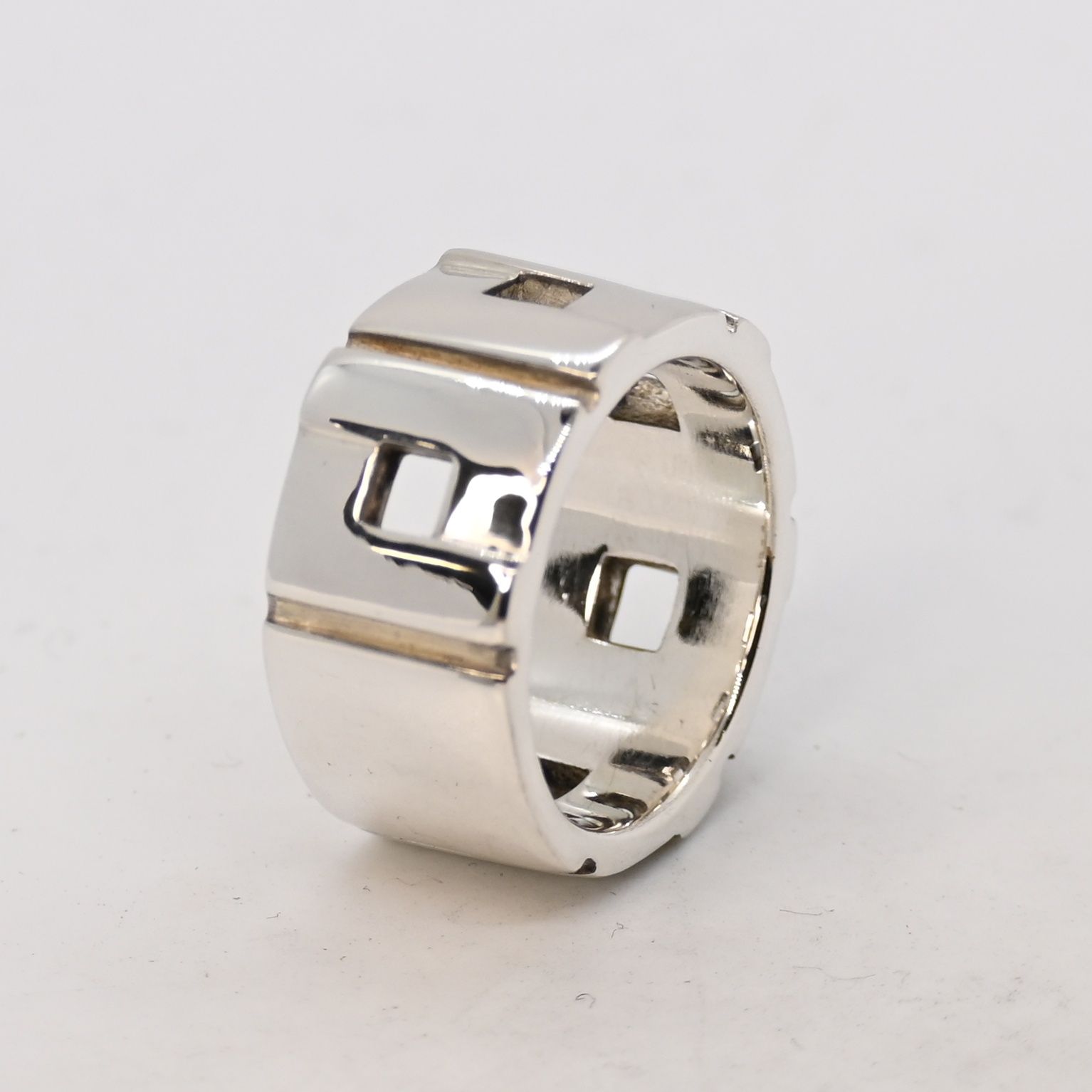 研磨済】GUCCI ヘビーG モダニスト リング 18号 指輪 Ag925 16g - メルカリ