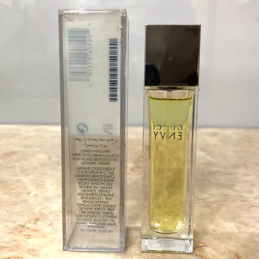 GUCCI ENVY 香水 オードトワレ ナチュラルスプレー30ml ヨドバシ.com - GUCCI グッチ エンヴィ （30ml） [スプレー