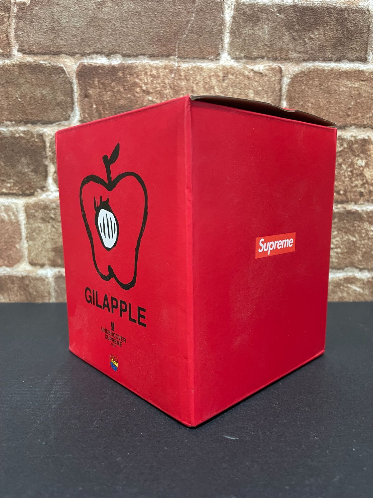 Supreme シュプリーム UNDERCOVER アンダーカバー Gilapple