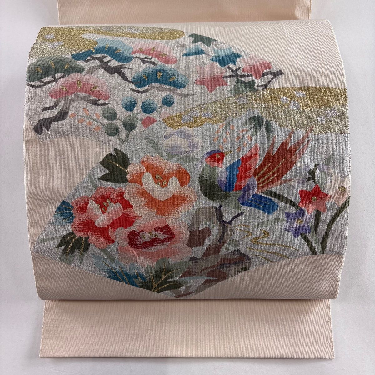 未使用品 名古屋帯 花織 ベージュ 松葉仕立て 長さ3m74m お洒落 正絹 名古屋帯 秀品 八寸名古屋帯 松葉仕立て 扇面 花鳥 金銀糸